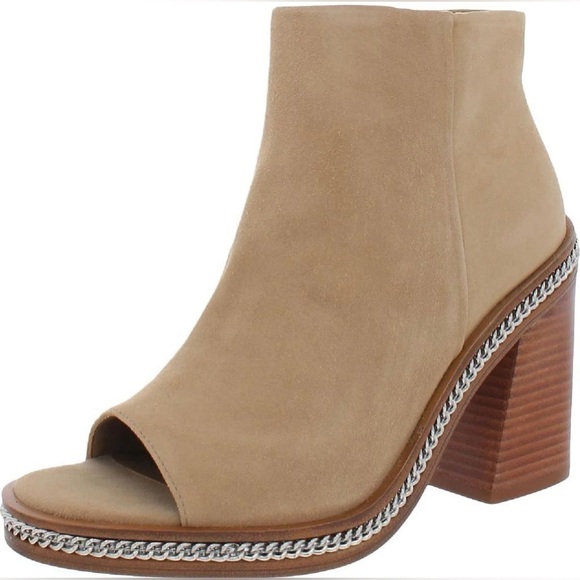 Nib Vince Camuto Bitnny Chain Peep Toe Suede Booties - Picture 1 of 13